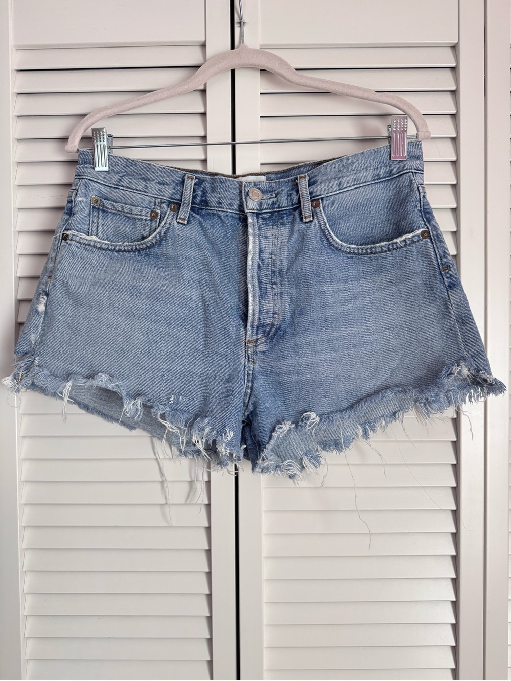 AGOLDE Parker Cut Off Jeans Shorts Distressed Blue Raw Hem Festival Size 28